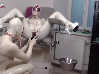 Diversão clipes alemão amadora látex fetiche hospital le