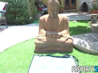 Propertysex - outstanding Agent Convinces Yoga Dude to Sell.