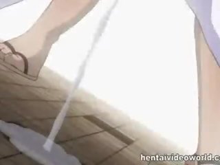 Δημόσιο αυνανισμός σε hentai mov